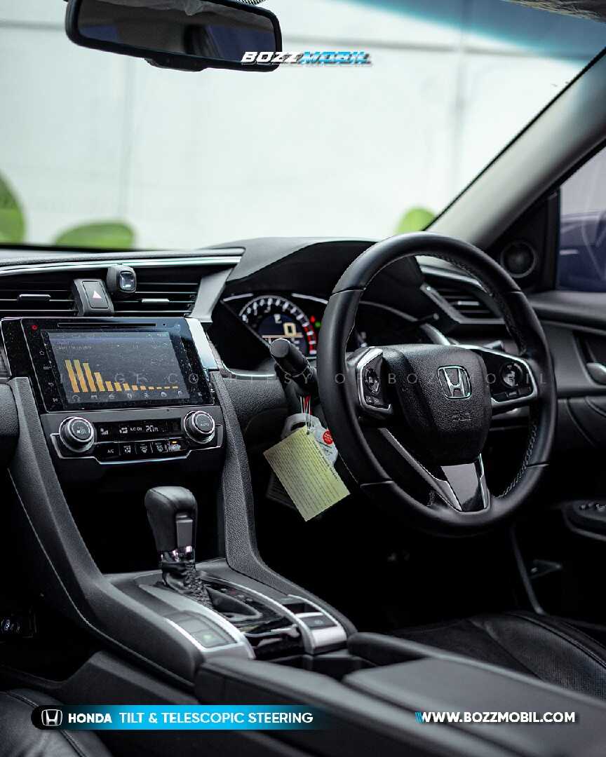 Foto Mobil Bekas Kabin Depan Honda Civic 1.5 Turbo tahun 2019
