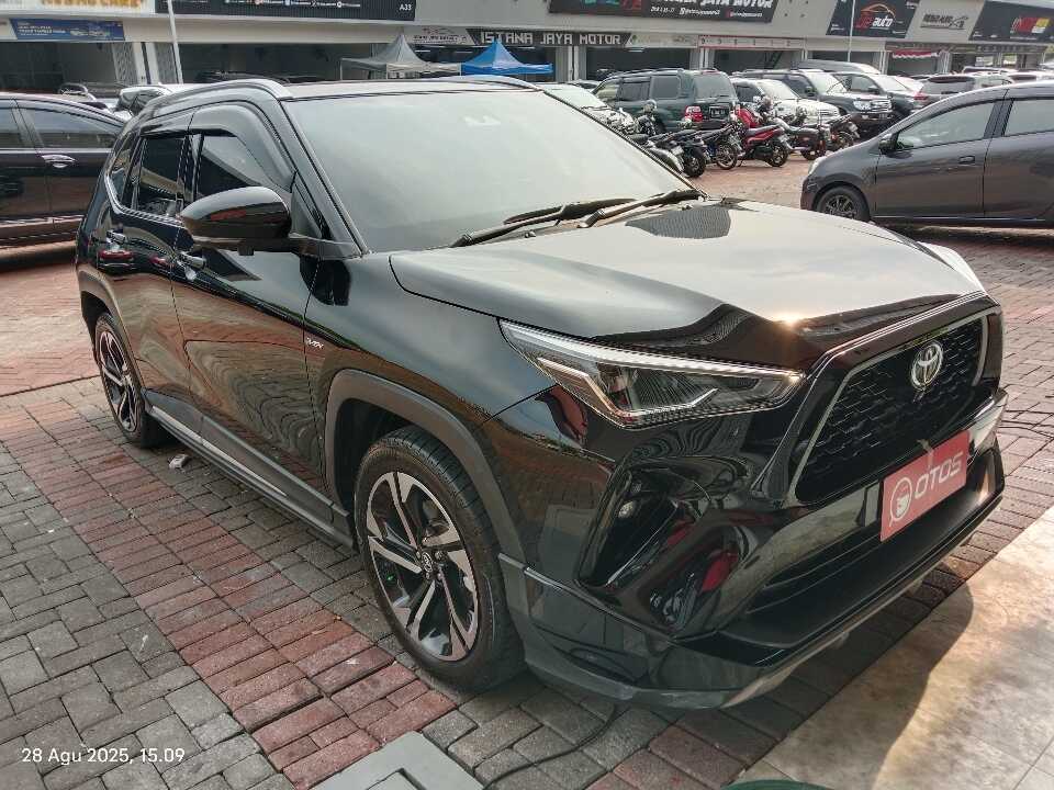 2023 Toyota Yaris Cross 1.5 S HV - Foto 1 dari 6