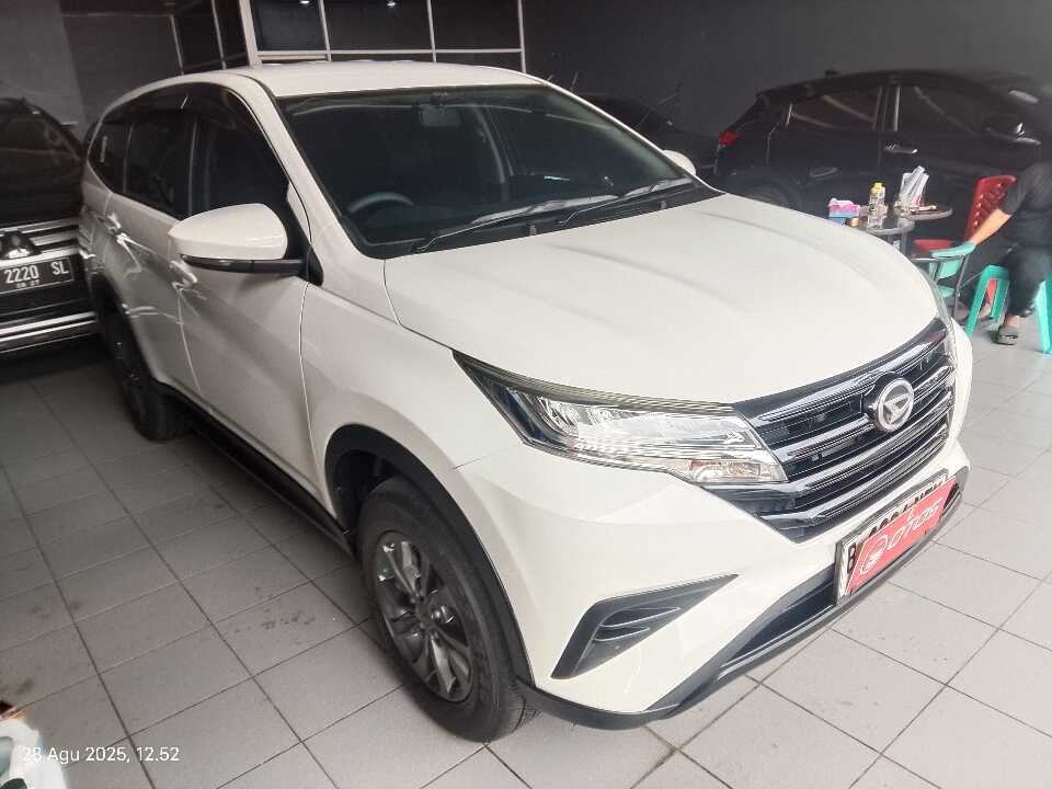 2020 Daihatsu Terios 1.5 X - Foto 1 dari 6