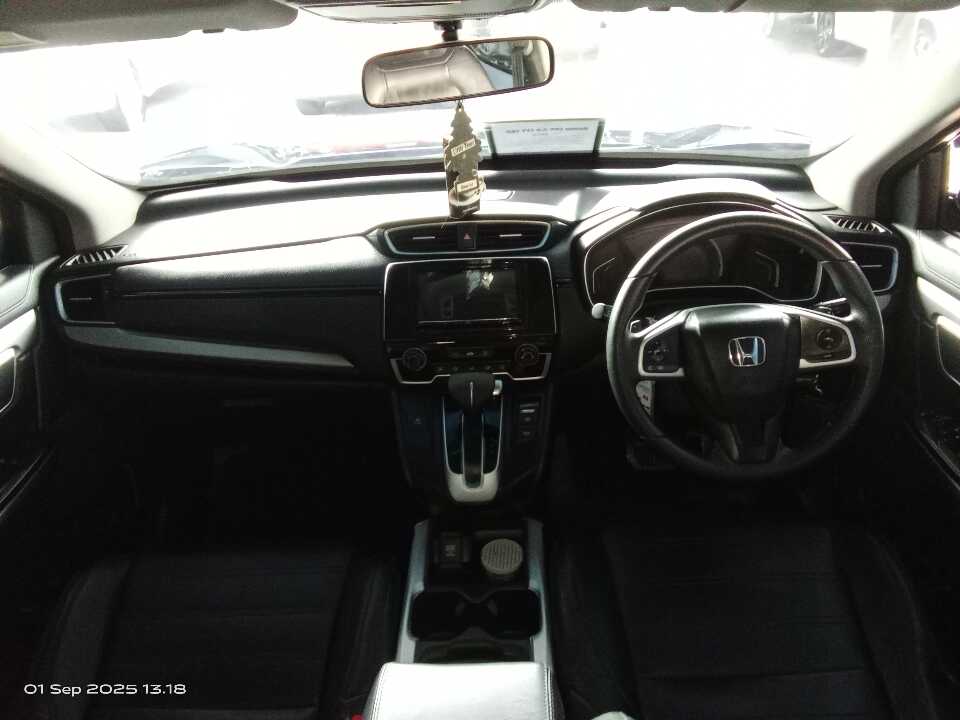 Foto Mobil Bekas Dashboard Honda CR-V 2.0 tahun 2018