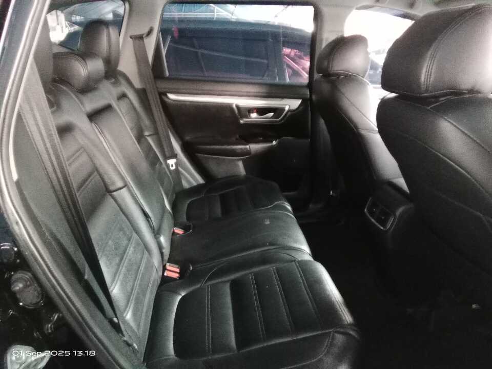 Foto Mobil Bekas Kabin Belakang Honda CR-V 2.0 tahun 2018