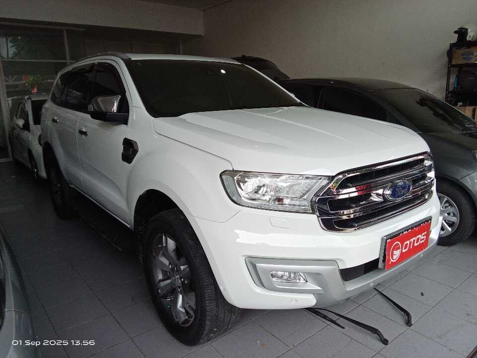 2015 Ford Everest 2.2 Titanium Plus - Foto 1 dari 6