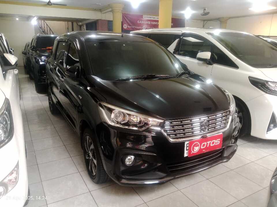 2019 Suzuki Ertiga 1.5 GX - Foto 1 dari 6