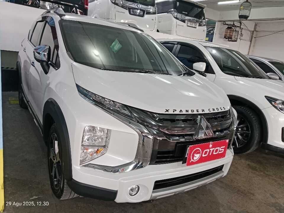 2021 Mitsubishi Xpander 1.5 Cross - Foto 1 dari 6
