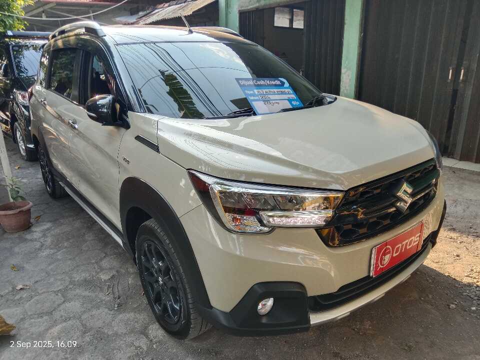 2024 Suzuki XL7 1.5 Alpha - Foto 1 dari 6