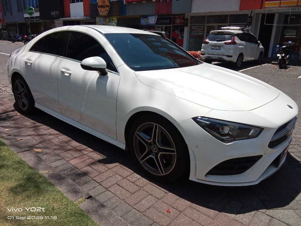 2020 Mercedes-Benz CLA200 1.3 - Foto 1 dari 9
