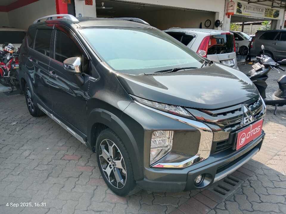 2021 Mitsubishi Xpander 1.5 Cross - Foto 1 dari 6