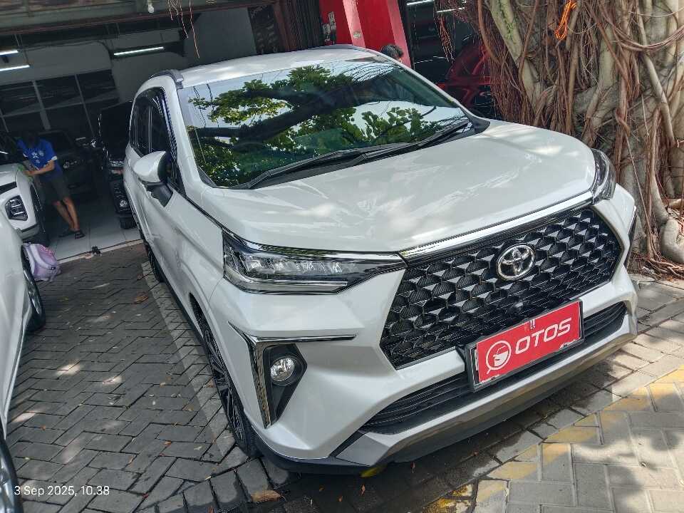 2021 Toyota Veloz 1.5 Q - Foto 1 dari 6