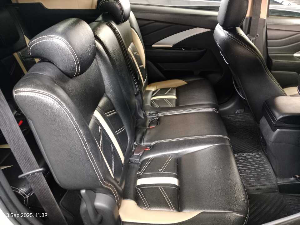 Foto Mobil Bekas Kabin Belakang Mitsubishi Xpander 1.5 Cross tahun 2021