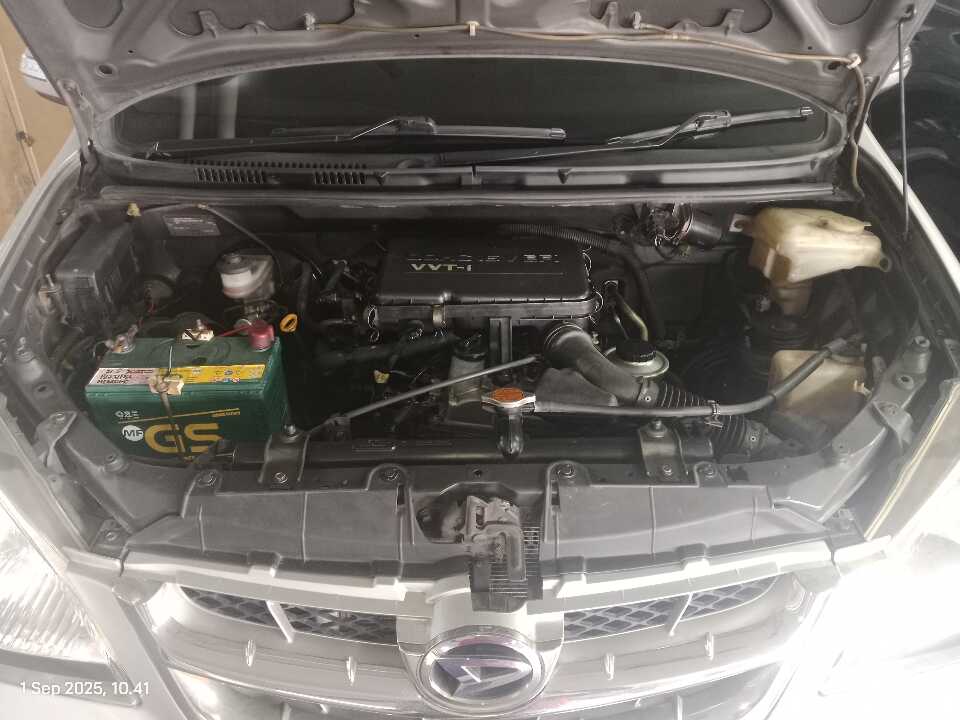 Foto Mobil Bekas Mesin Daihatsu Xenia 1.3 tahun 2011