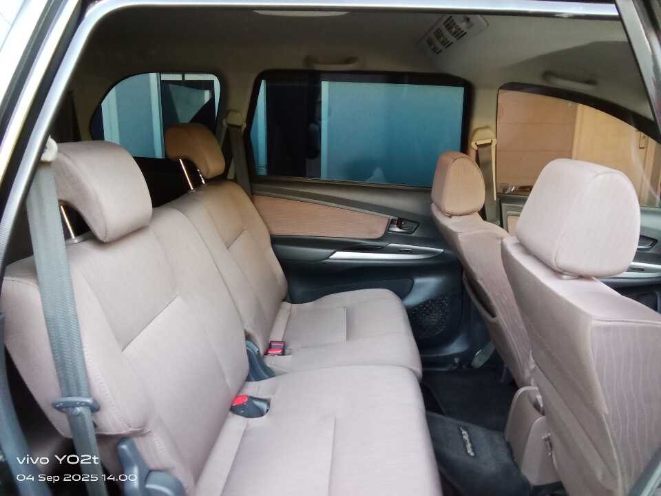 Foto Mobil Bekas Kabin Belakang Daihatsu Xenia 1.3 R tahun 2016