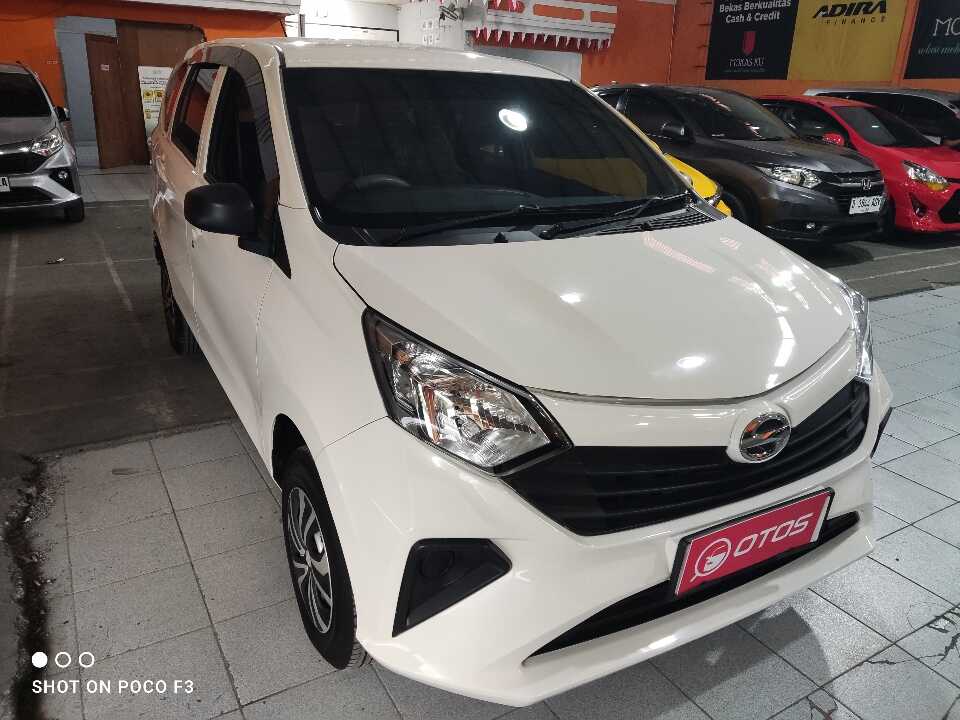 2024 Daihatsu Sigra 1.0 D - Foto 1 dari 6