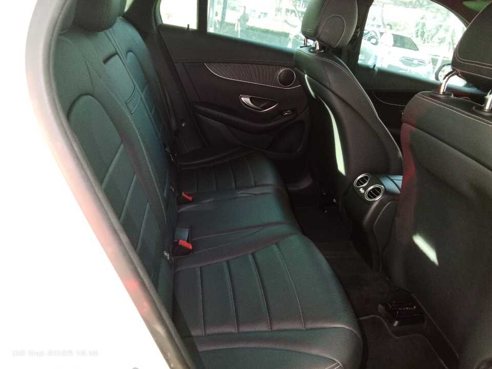 Foto Mobil Bekas Kabin Belakang Mercedes-Benz GLC250 2.0 tahun 2017