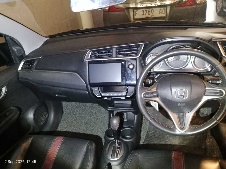 Foto Mobil Bekas Dashboard Honda BR-V 1.5 E Prestige tahun 2020