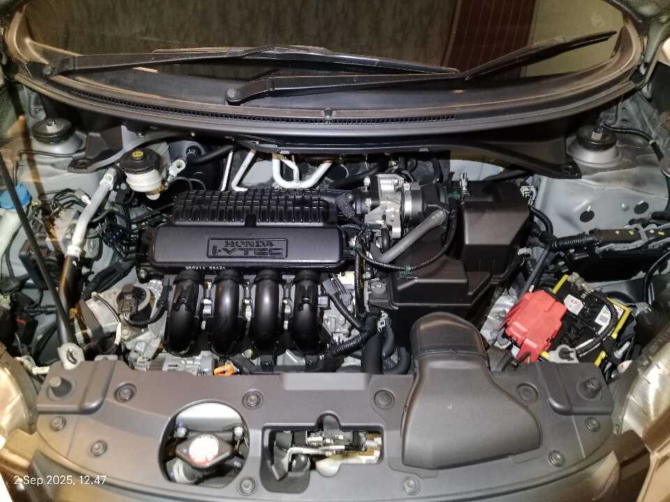Foto Mobil Bekas Mesin Honda BR-V 1.5 E Prestige tahun 2020