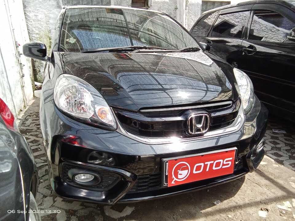 2016 Honda Brio 1.2 E - Foto 1 dari 6