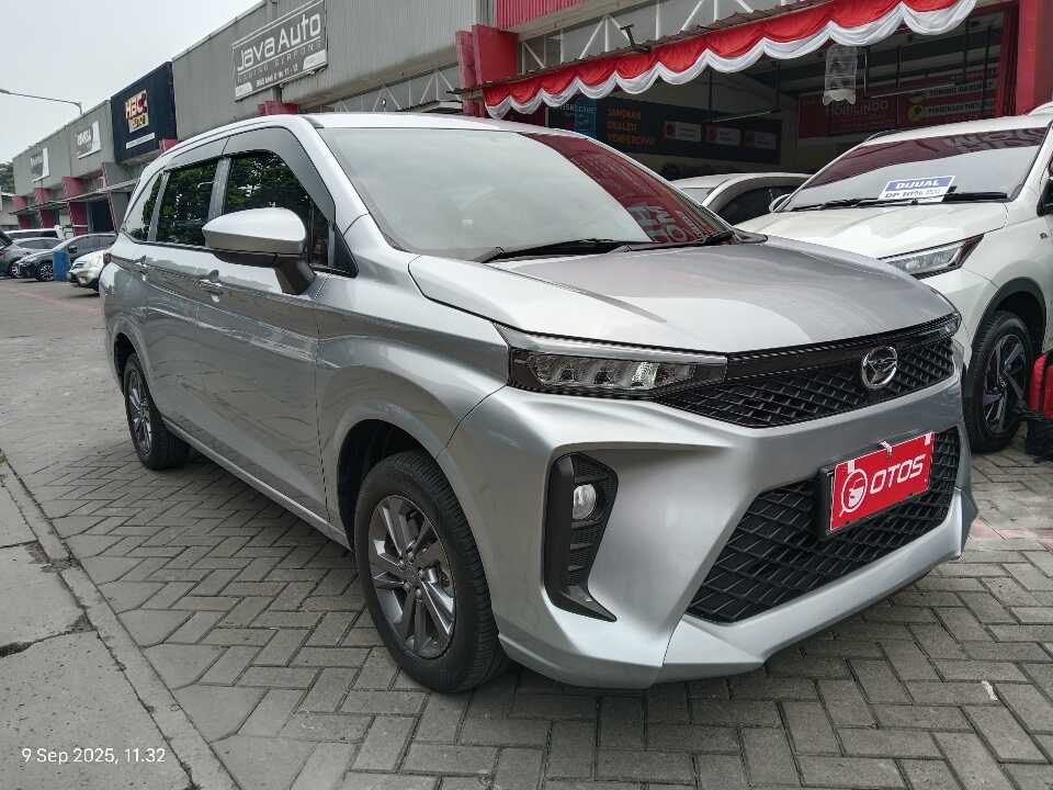 2022 Daihatsu Xenia 1.3 X - Foto 1 dari 6