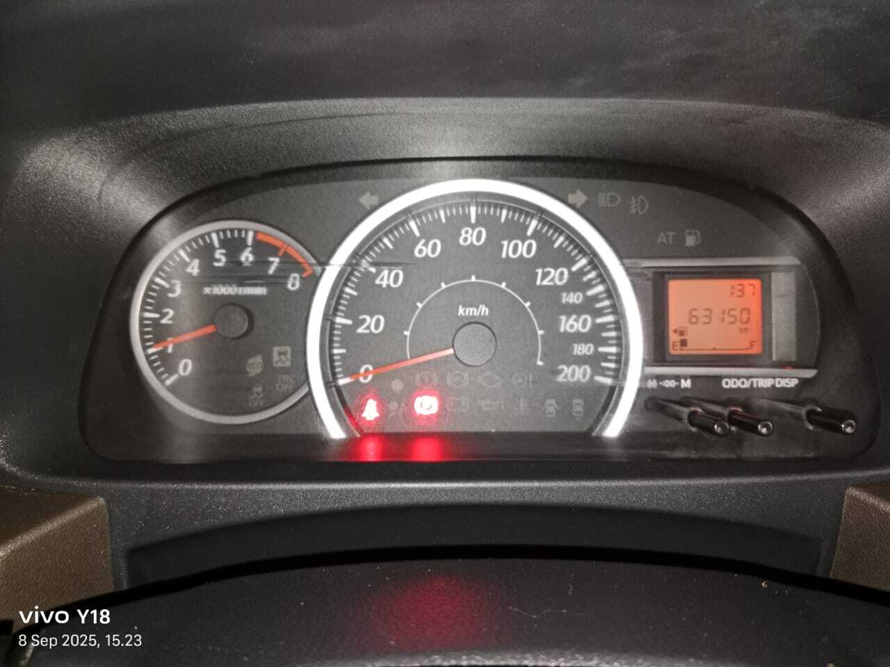 Foto Mobil Bekas Odometer Toyota Calya 1.2 G tahun 2022