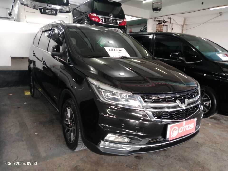 2022 Wuling Cortez 1.5 L T Lux - Foto 1 dari 6