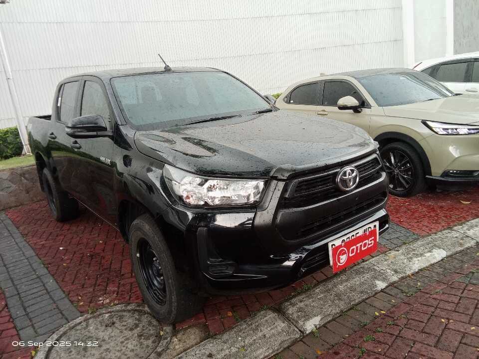 2022 Toyota Hilux 2.4 E D-Cab - Foto 1 dari 6