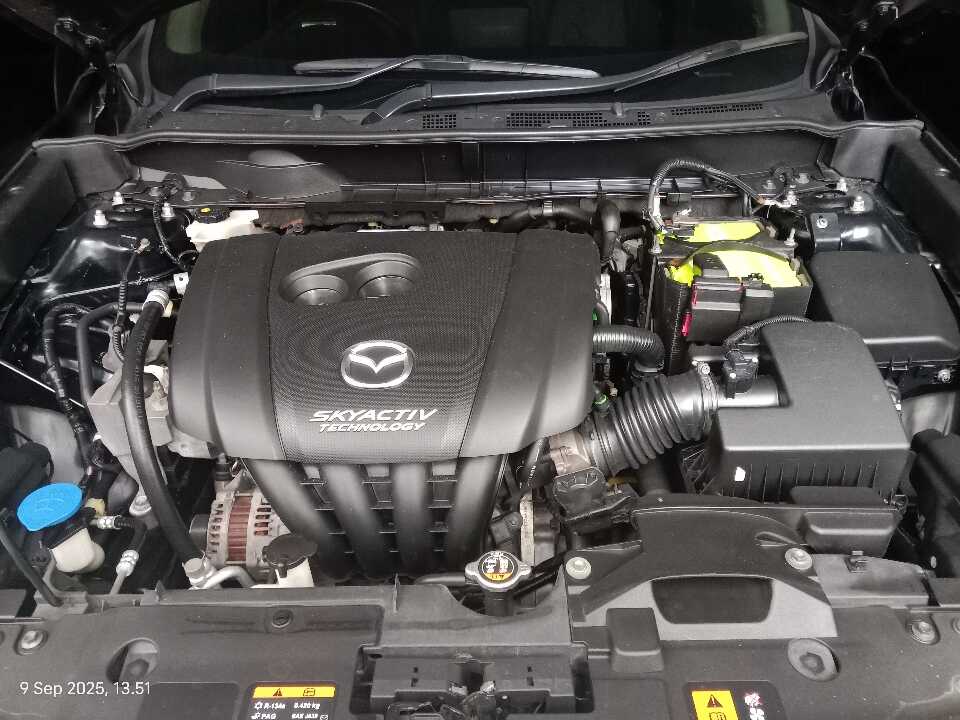 Foto Mobil Bekas Mesin Mazda CX-3 2.0 Grand Touring tahun 2018