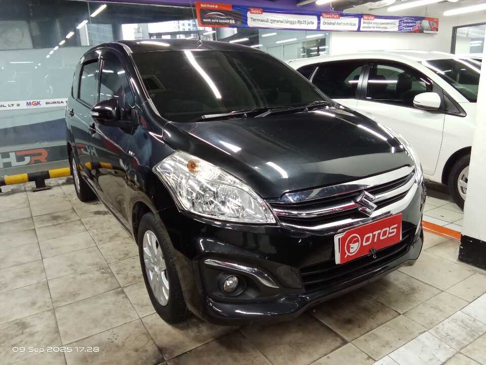 2017 Suzuki Ertiga 1.4 - Foto 1 dari 6