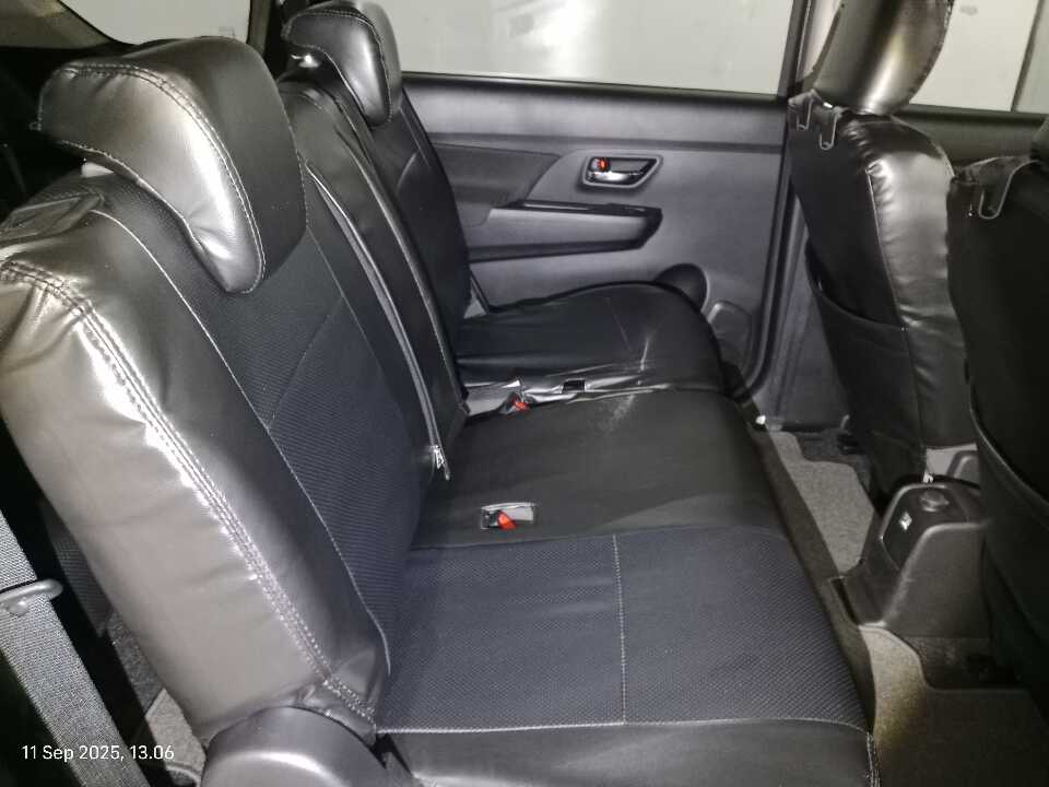 Foto Mobil Bekas Kabin Belakang Suzuki Ertiga 1.5 tahun 2023