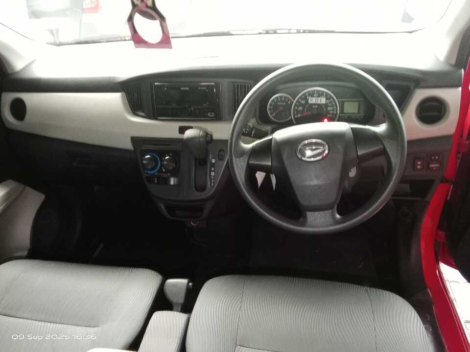 Foto Mobil Bekas Dashboard Daihatsu Sigra 1.2 X tahun 2022