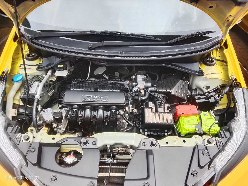 Foto Mobil Bekas Mesin Honda Brio 1.2 RS tahun 2021