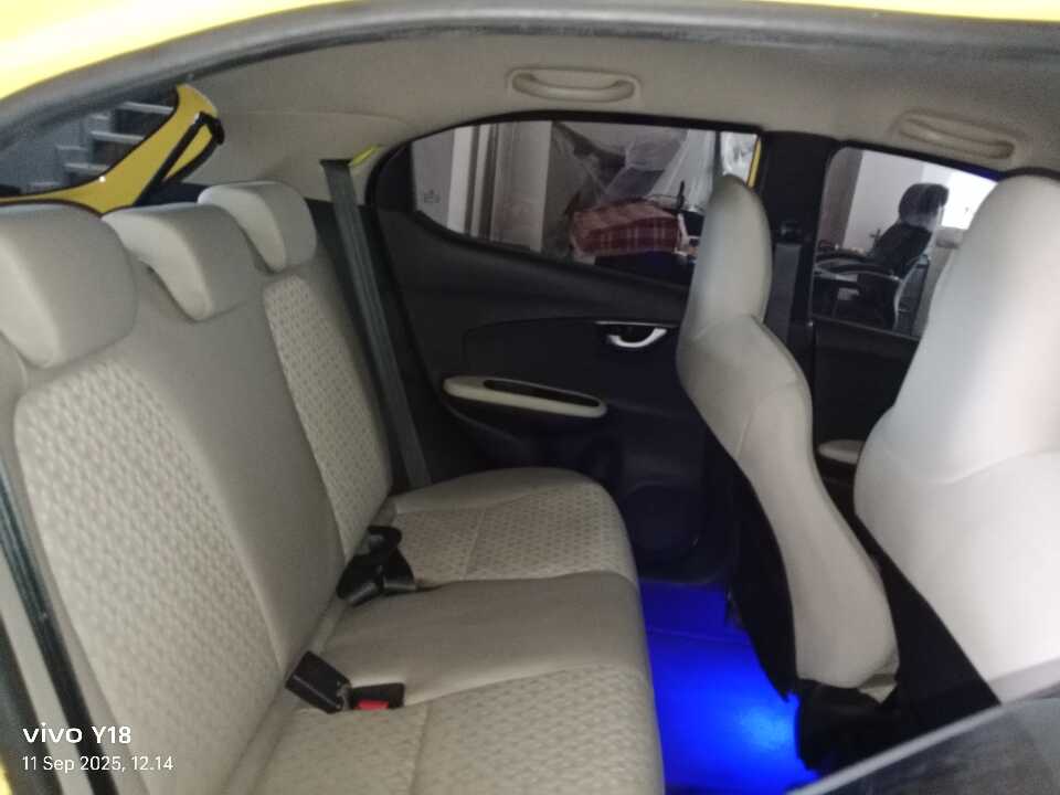 Foto Mobil Bekas Kabin Belakang Honda Brio 1.2 Satya E tahun 2019