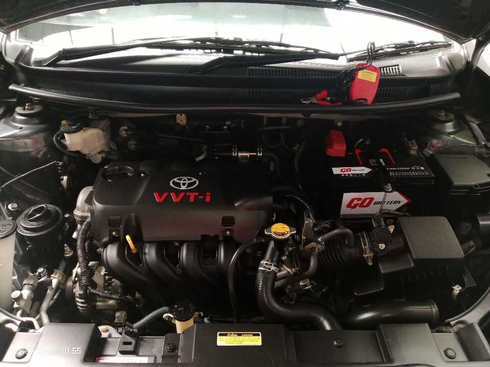 Foto Mobil Bekas Mesin Toyota Yaris 1.5 S tahun 2016