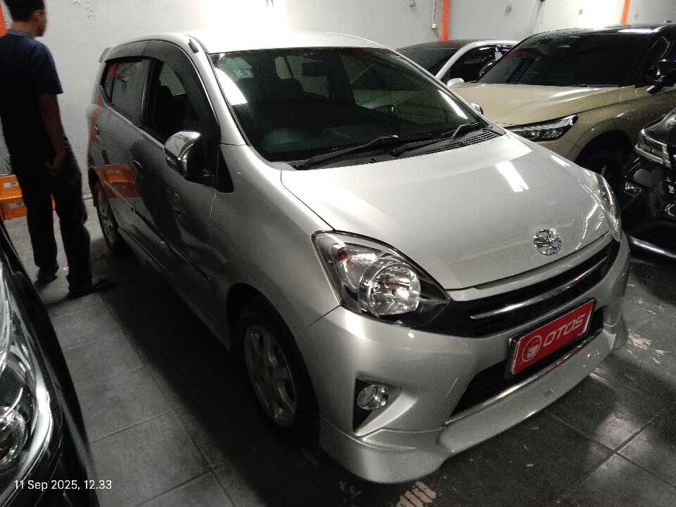 2015 Toyota Agya 1.0 G - Foto 1 dari 6