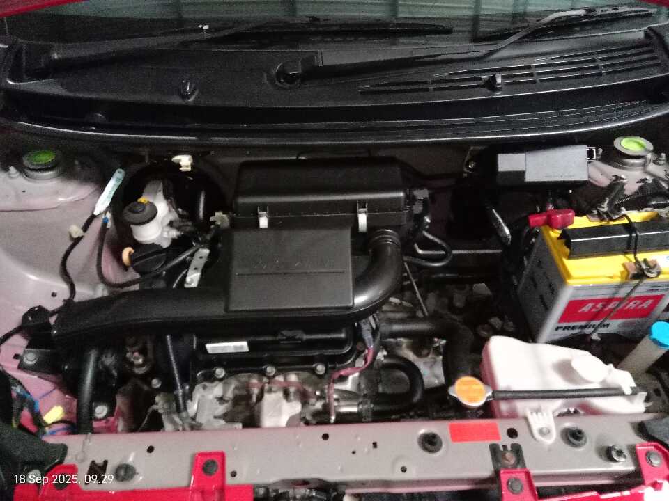 Foto Mobil Bekas Mesin Daihatsu Ayla 1.0 M tahun 2019