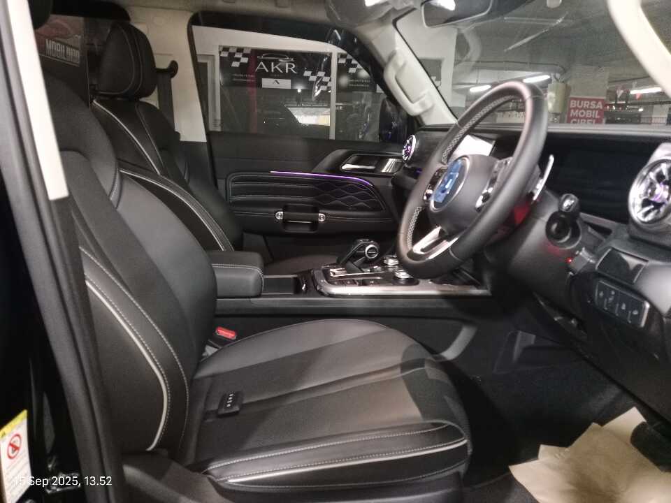 Foto Mobil Bekas Kabin Depan GWM Tank 300 HEV 2.0 tahun 2024