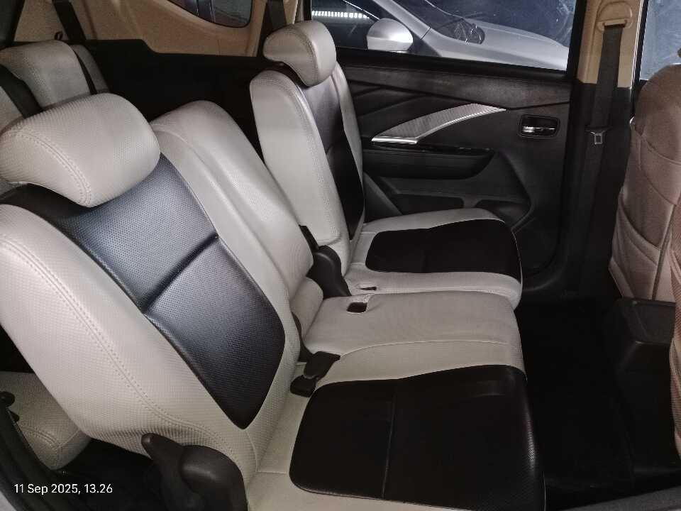 Foto Mobil Bekas Kabin Belakang Mitsubishi Xpander 1.5 Sport tahun 2021