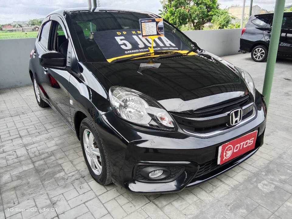 2017 Honda Brio 1.2 Satya E - Foto 1 dari 6
