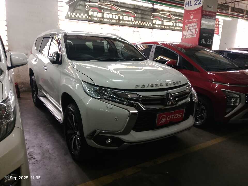 2018 Mitsubishi Pajero Sport 2.4 Dakar - Foto 1 dari 6