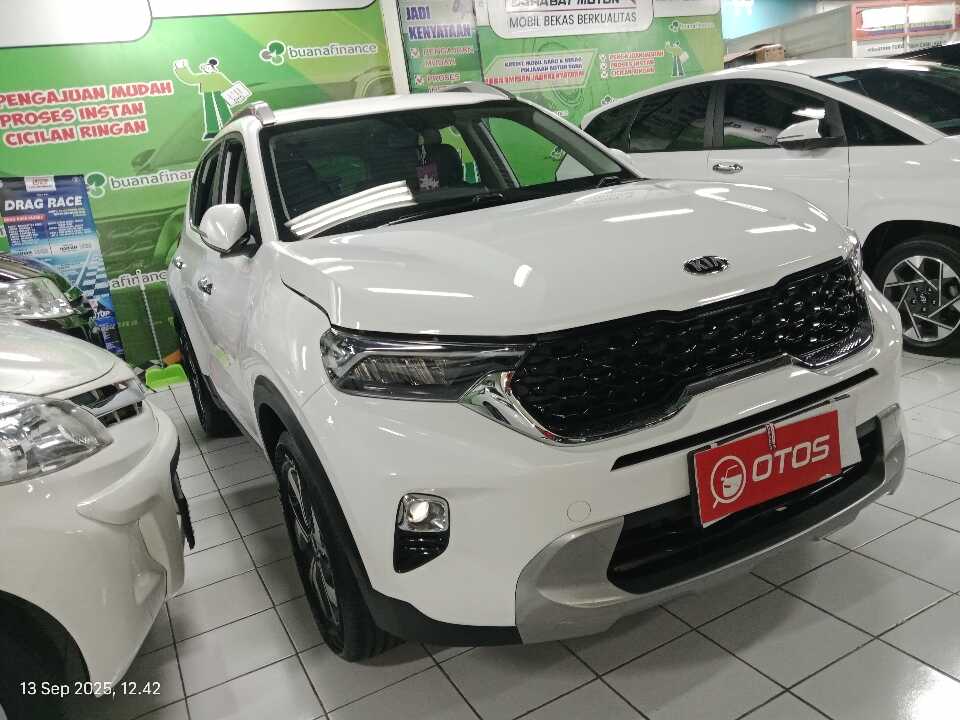2021 KIA Sonet 1.5 - Foto 1 dari 6