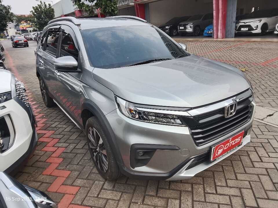 2022 Honda BR-V 1.5 PRE - Foto 1 dari 6
