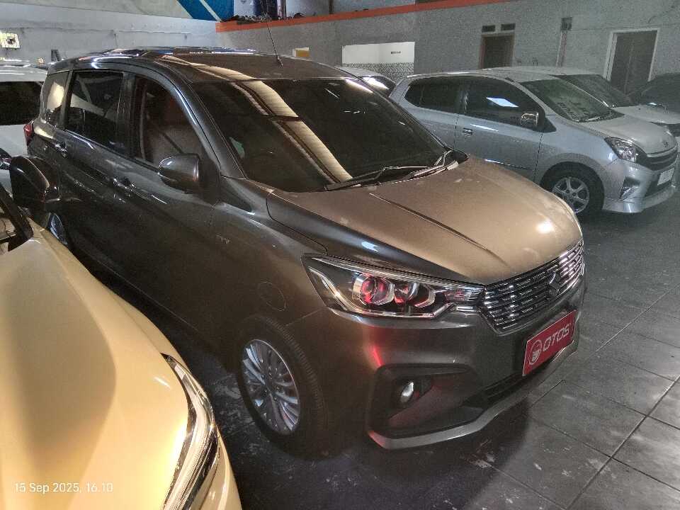 2018 Suzuki Ertiga 1.5 GX - Foto 1 dari 6