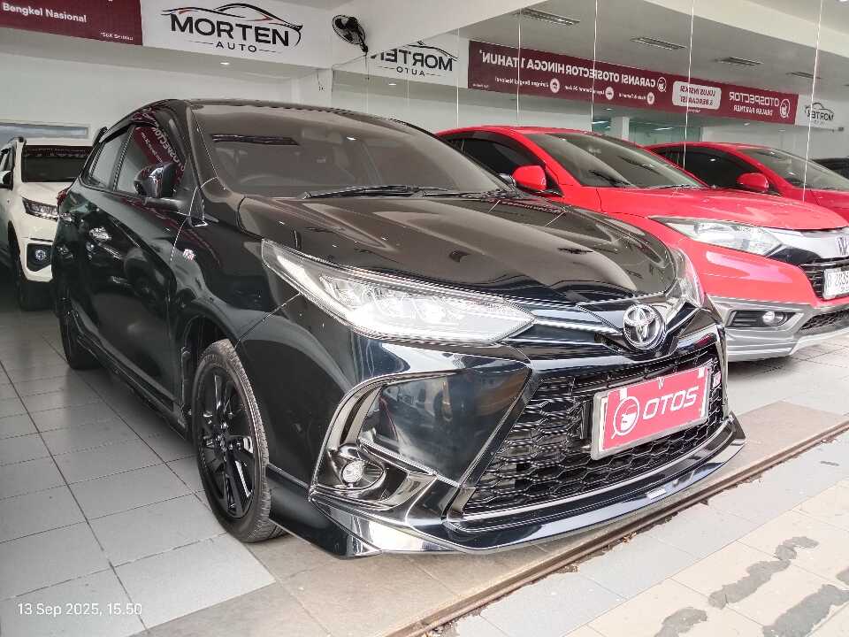 2022 Toyota Yaris 1.5 S - Foto 1 dari 6