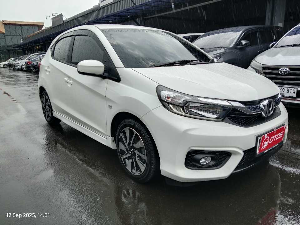 2023 Honda Brio 1.2 Satya E - Foto 1 dari 9