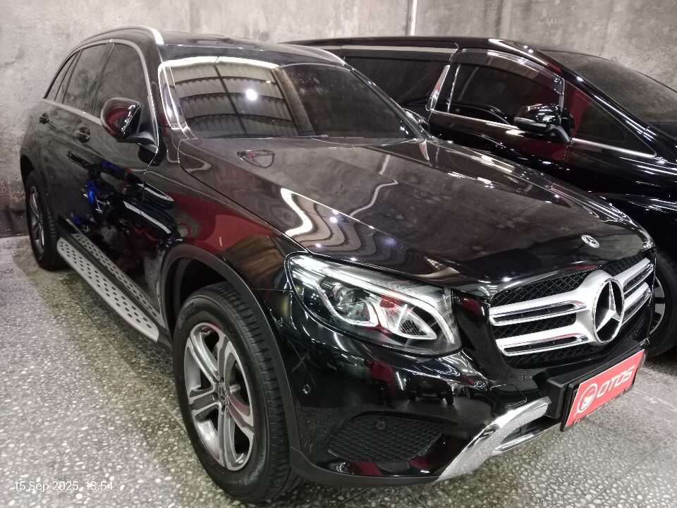 2018 Mercedes-Benz GLC200 2.0 - Foto 1 dari 6