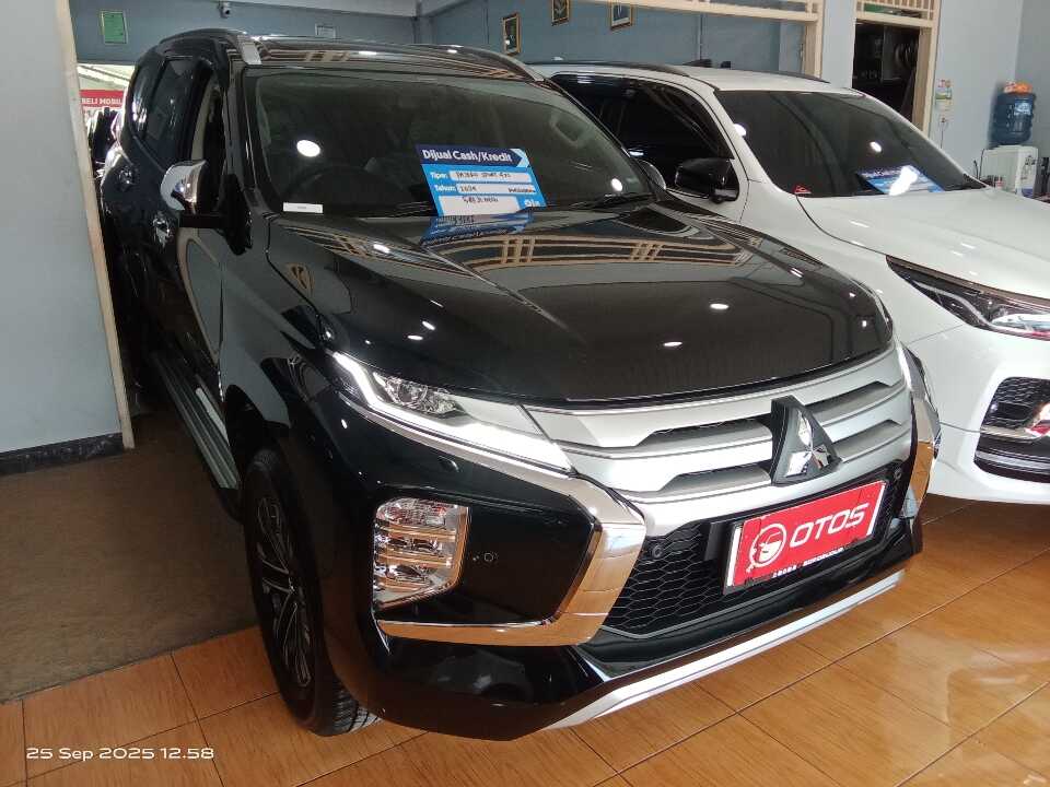 2023 Mitsubishi Pajero Sport 2.4 Dakar 4X2 - Foto 1 dari 6