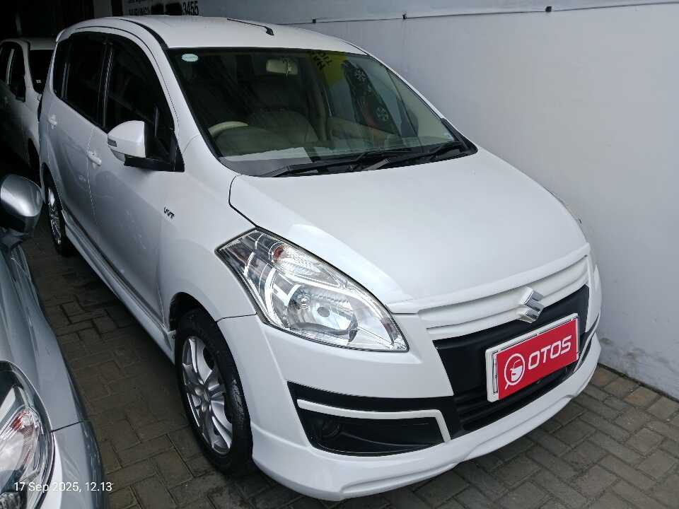 2015 Suzuki Ertiga 1.4 GL Sporty - Foto 1 dari 6