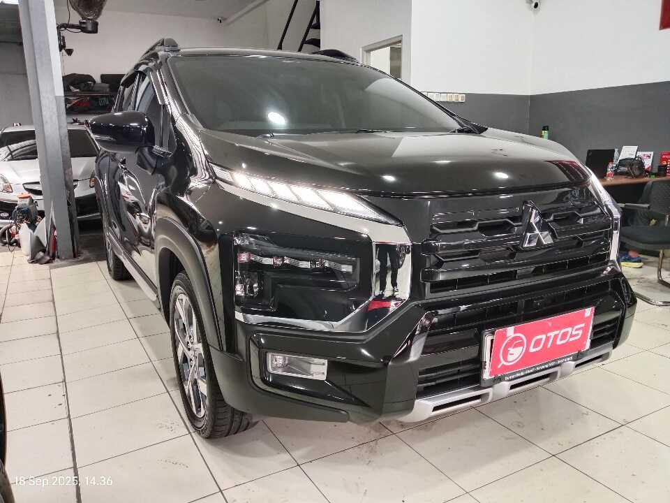 2024 Mitsubishi Xpander 1.5 Cross - Foto 1 dari 6