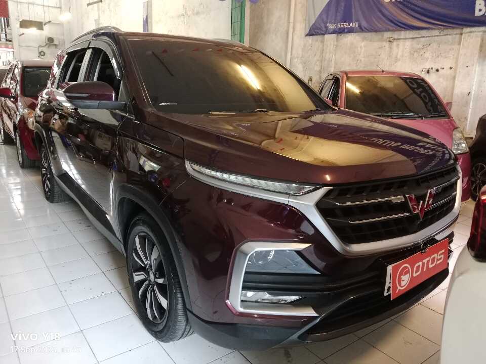 2020 Wuling Almaz 1.5 L T Lux - Foto 1 dari 6