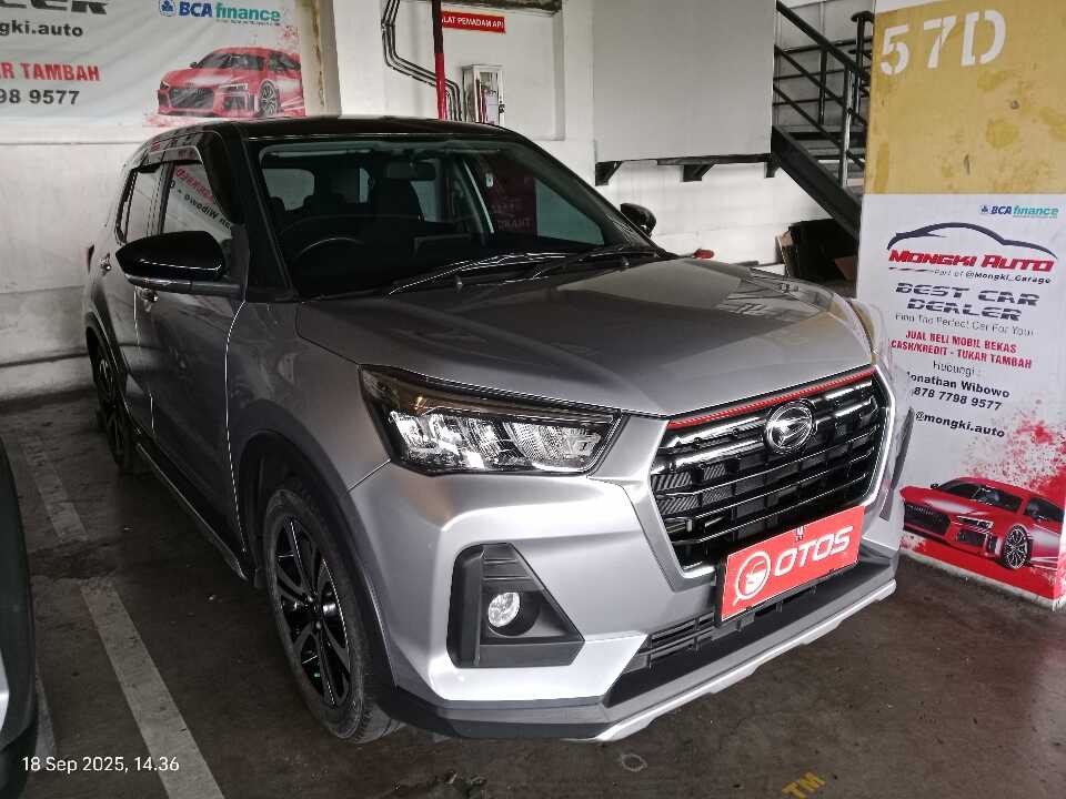 2021 Daihatsu Rocky 1.0 R - Foto 1 dari 6