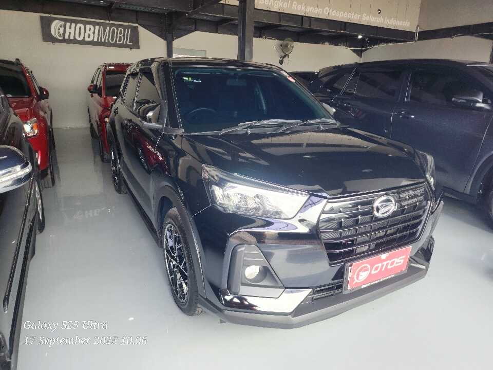 2021 Daihatsu Rocky 1.2 X - Foto 1 dari 9