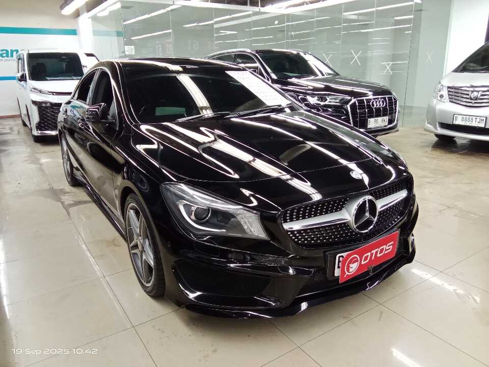 2014 Mercedes-Benz CLA200 1.6 - Foto 1 dari 6